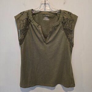 Talbots Embroidered Sleeve Tee, Size XS, EUC